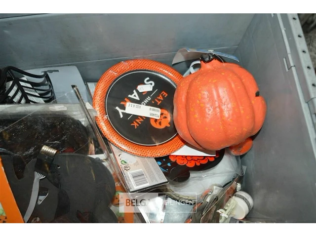 Inhoud bak partij div halloween deco - afbeelding 6 van  6