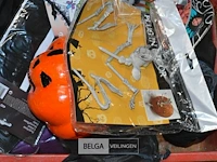 Inhoud bak partij div halloween deco - afbeelding 3 van  5