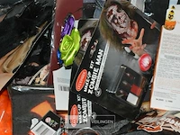 Inhoud bak partij div halloween deco - afbeelding 3 van  6