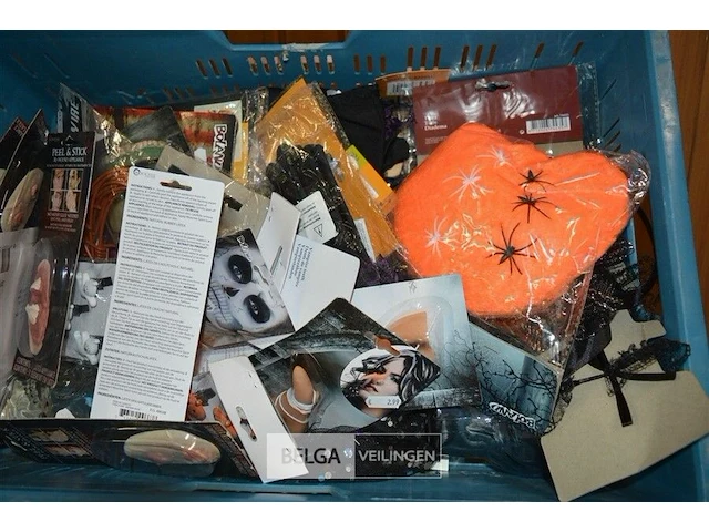 Inhoud bak partij div halloween deco - afbeelding 3 van  6