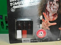 Inhoud bak partij div halloween make up - afbeelding 4 van  5