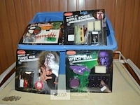 Inhoud bak partij div halloween make up - afbeelding 1 van  5