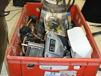 Inhoud bak startbobijn sportser km klok, onsteking platines etc - afbeelding 1 van  14