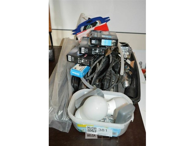 Inhoud bak - afbeelding 1 van  4