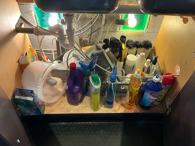 Inhoud bar en koelcel - afbeelding 11 van  32