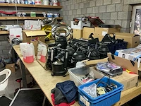 Inhoud berging - afbeelding 8 van  14