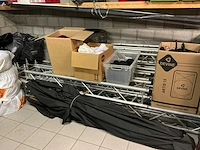 Inhoud berging - afbeelding 14 van  14