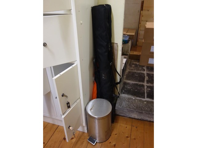 Inhoud berging - afbeelding 6 van  20