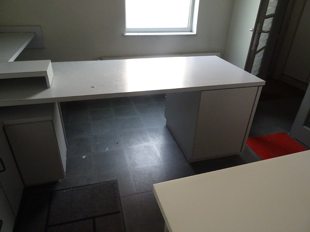 Inhoud bureau - afbeelding 6 van  6