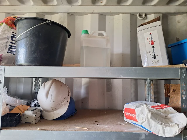 Inhoud container - afbeelding 50 van  50