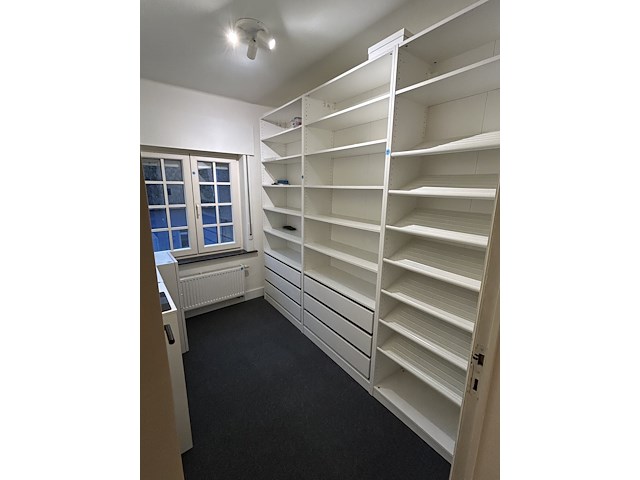 Inhoud dressing - alle kasten links en rechts - afbeelding 3 van  5