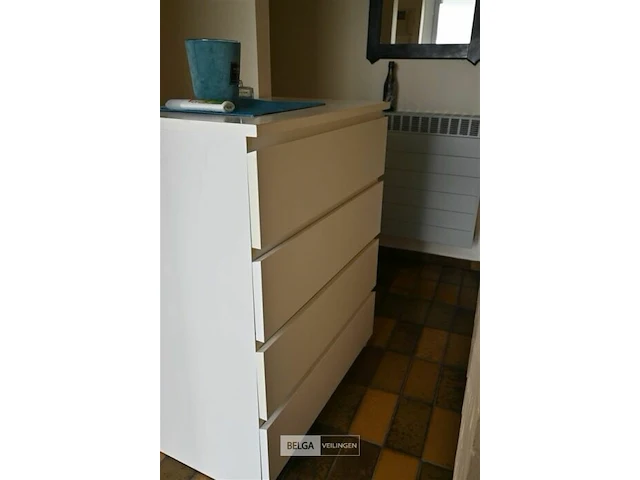 Inhoud gang - kast 4 lades 2x spiegel-decoratie-kastje 3 lades - afbeelding 1 van  8