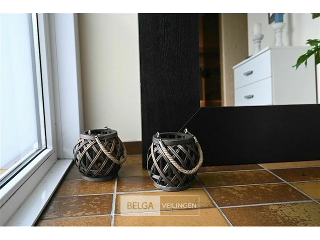 Inhoud gang - kast 4 lades 2x spiegel-decoratie-kastje 3 lades - afbeelding 7 van  8