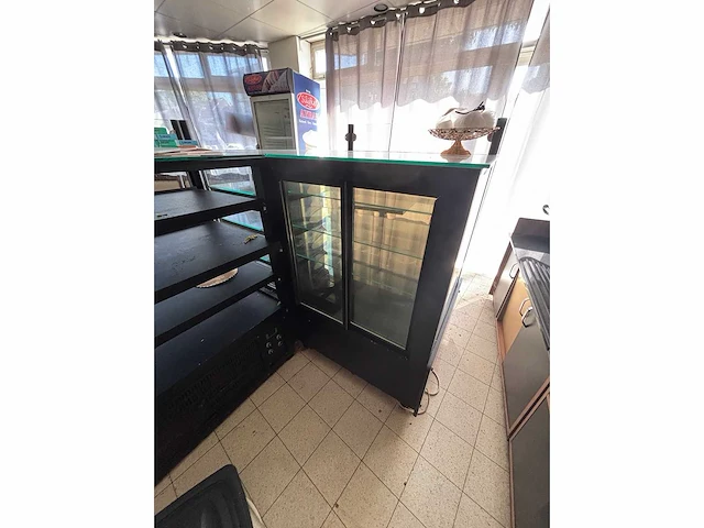 Inhoud horeca kebab zaak - afbeelding 21 van  64