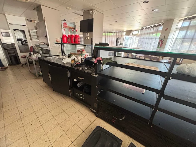 Inhoud horeca kebab zaak - afbeelding 22 van  64