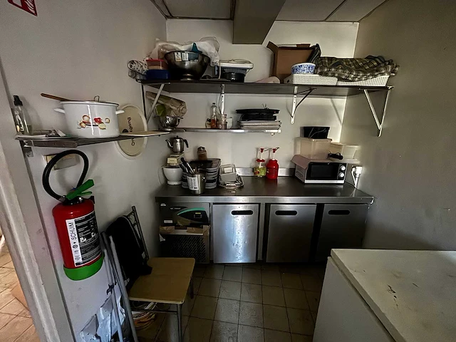 Inhoud horeca kebab zaak - afbeelding 26 van  64