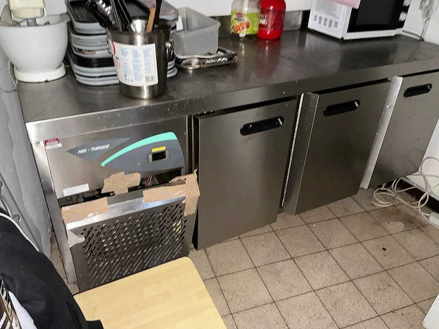 Inhoud horeca kebab zaak - afbeelding 54 van  64