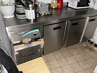 Inhoud horeca kebab zaak - afbeelding 54 van  64