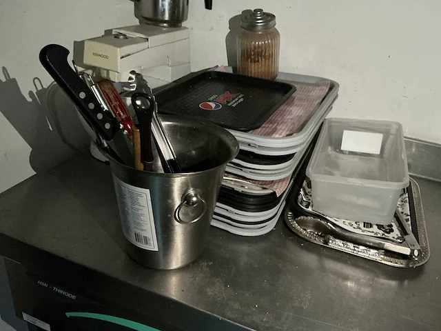 Inhoud horeca kebab zaak - afbeelding 57 van  64