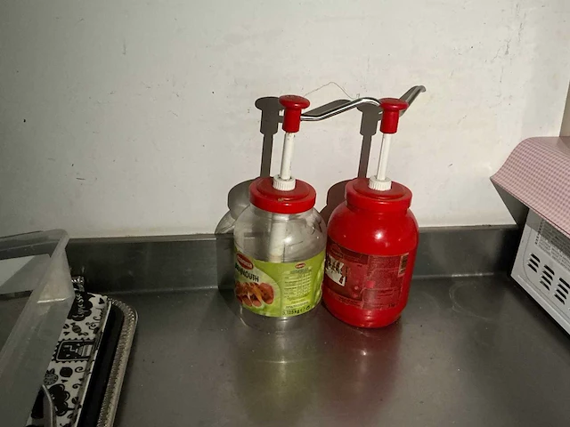 Inhoud horeca kebab zaak - afbeelding 58 van  64