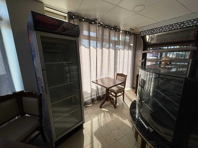 Inhoud horeca kebab zaak - afbeelding 56 van  64