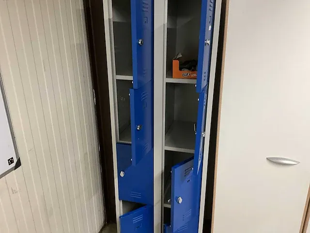 Inhoud kantine lokaal - afbeelding 11 van  12