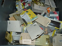 Inhoud kar div materialen - afbeelding 4 van  8