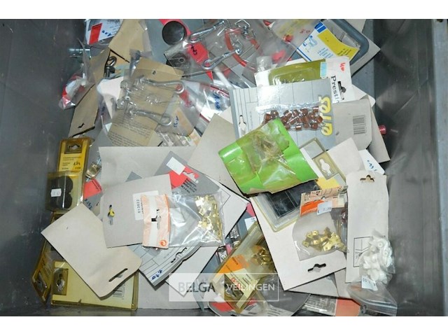 Inhoud kar div materialen - afbeelding 6 van  8