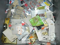 Inhoud kar div materialen - afbeelding 6 van  8