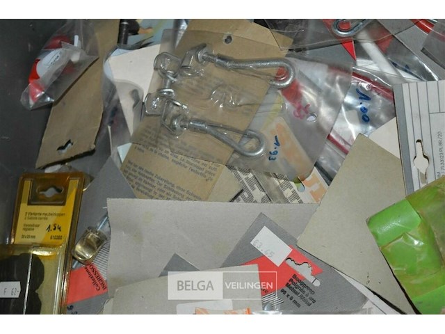 Inhoud kar div materialen - afbeelding 8 van  8