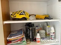 Inhoud kast - afbeelding 5 van  13