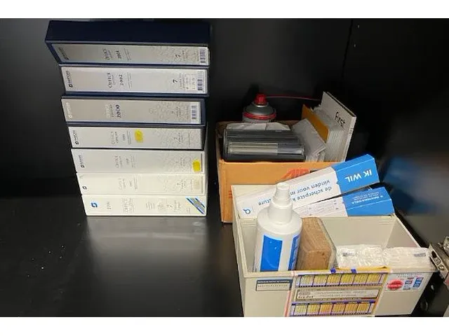 Inhoud kast - afbeelding 9 van  9
