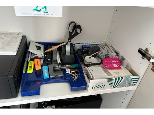 Inhoud kast - afbeelding 4 van  6