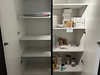 Inhoud kast - afbeelding 1 van  4