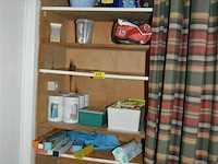 Inhoud kast - afbeelding 1 van  4