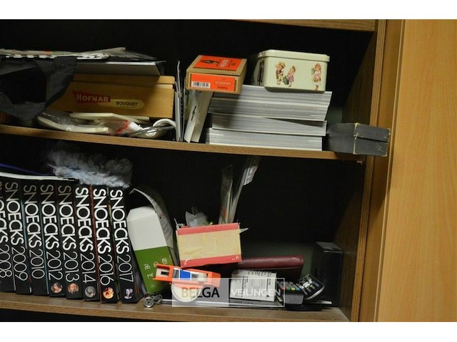 Inhoud kast - afbeelding 2 van  4