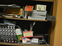 Inhoud kast - afbeelding 2 van  4