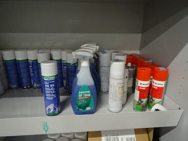 Inhoud kast - afbeelding 6 van  23