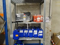 Inhoud kast - afbeelding 1 van  23