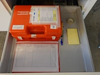 Inhoud kasten + microgolf - afbeelding 2 van  11