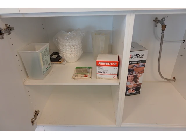 Inhoud kasten + microgolf - afbeelding 8 van  11