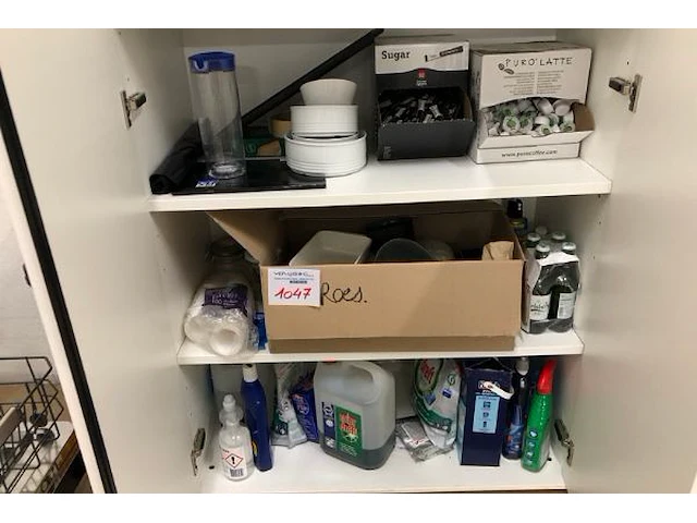 Inhoud keuken en vuilnis - afbeelding 6 van  6