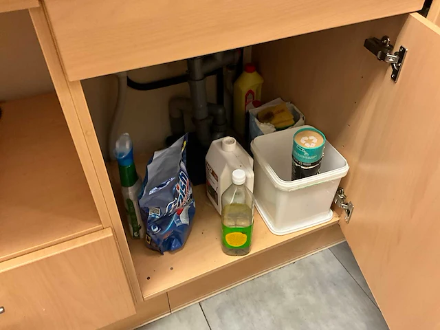 Inhoud keuken - afbeelding 13 van  18