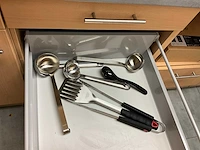 Inhoud keuken - afbeelding 16 van  18