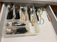 Inhoud keuken - afbeelding 17 van  18