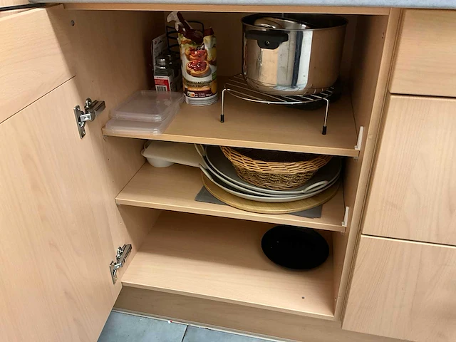 Inhoud keuken - afbeelding 18 van  18