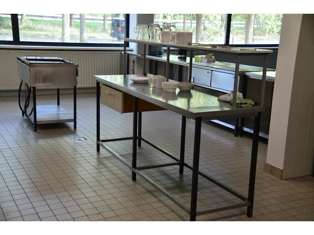 Inhoud keuken - afbeelding 1 van  7