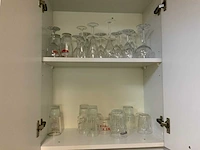 Inhoud keukenkasten - afbeelding 9 van  12