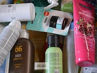 Inhoud kist diverse goederen - afbeelding 4 van  4