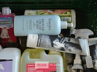 Inhoud kist diverse goederen - afbeelding 4 van  5